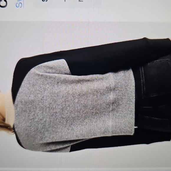 NWT Sweet Romeo Colorblock Crew Neck Pullover Sweater Large - Picture 2 of 15